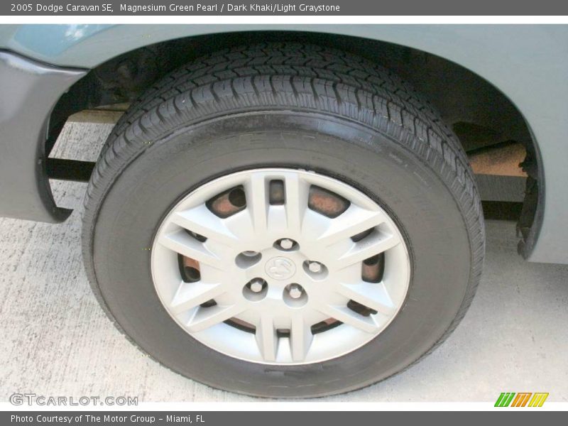 Magnesium Green Pearl / Dark Khaki/Light Graystone 2005 Dodge Caravan SE