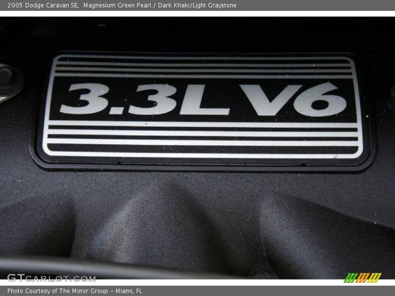 Magnesium Green Pearl / Dark Khaki/Light Graystone 2005 Dodge Caravan SE