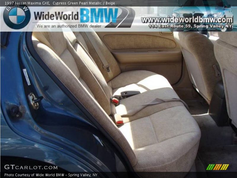 Cypress Green Pearl Metallic / Beige 1997 Nissan Maxima GXE