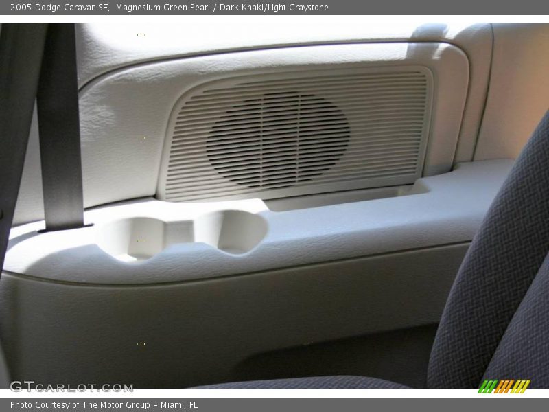 Magnesium Green Pearl / Dark Khaki/Light Graystone 2005 Dodge Caravan SE