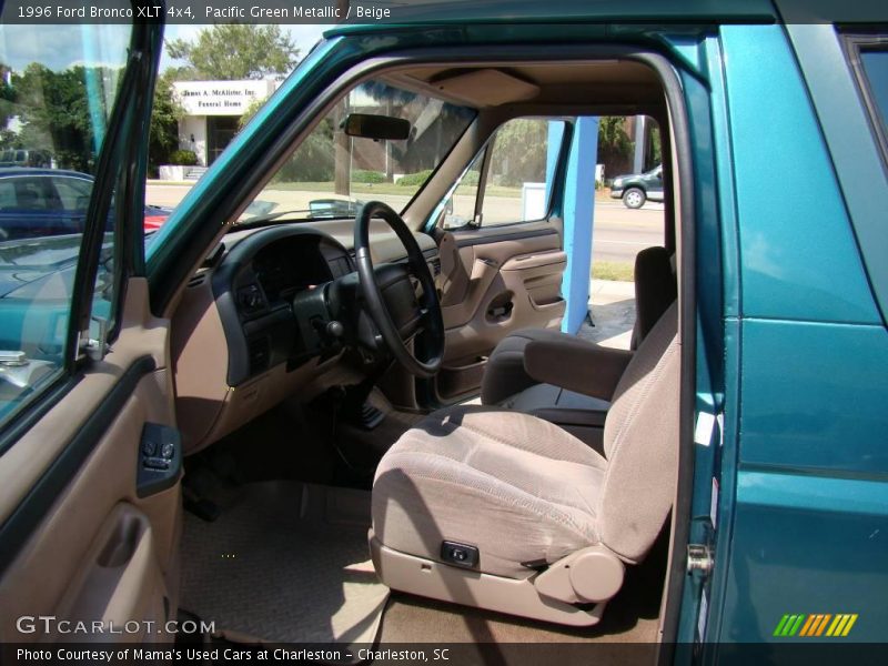  1996 Bronco XLT 4x4 Beige Interior