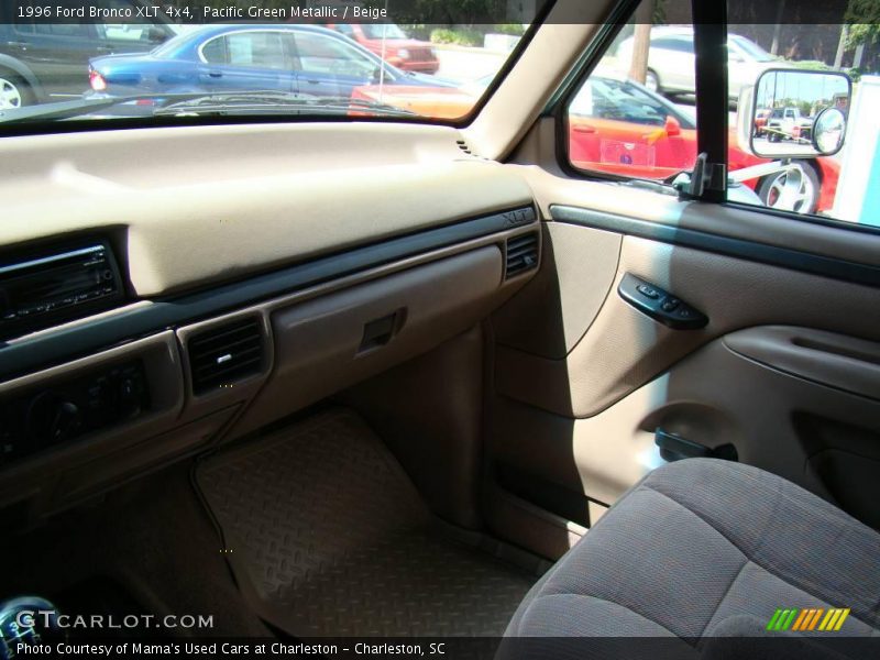 Pacific Green Metallic / Beige 1996 Ford Bronco XLT 4x4