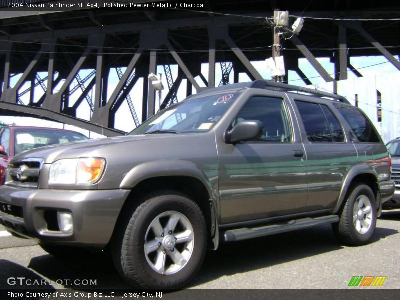 Polished Pewter Metallic / Charcoal 2004 Nissan Pathfinder SE 4x4