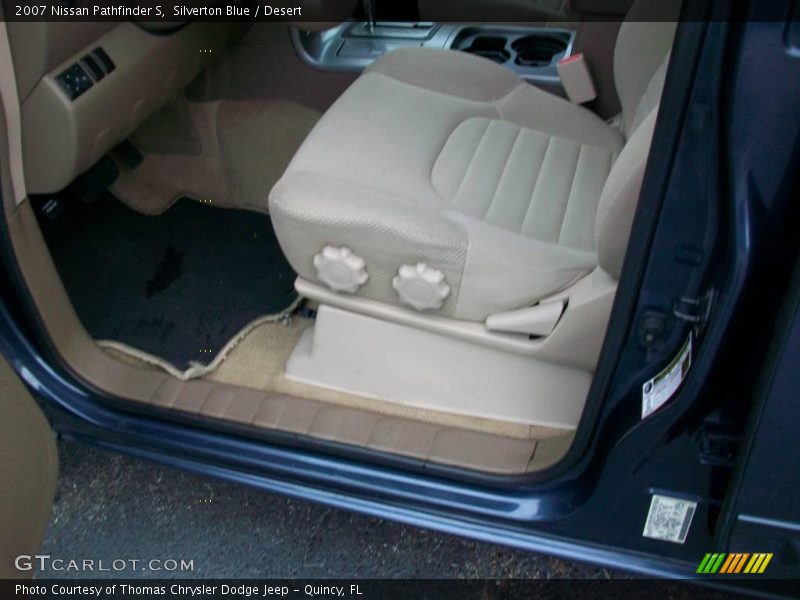 Silverton Blue / Desert 2007 Nissan Pathfinder S