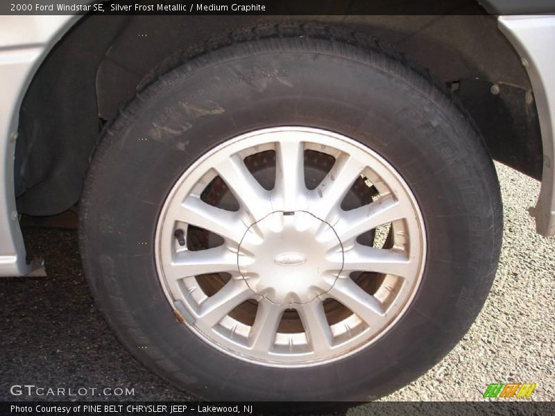 Silver Frost Metallic / Medium Graphite 2000 Ford Windstar SE