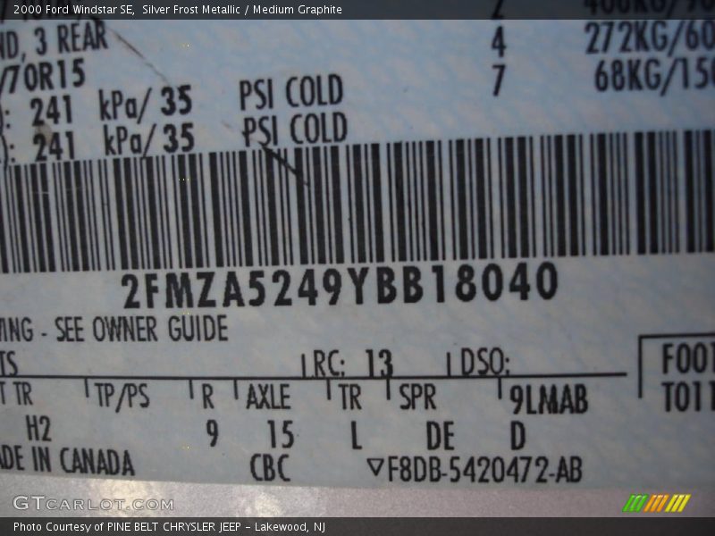 Silver Frost Metallic / Medium Graphite 2000 Ford Windstar SE