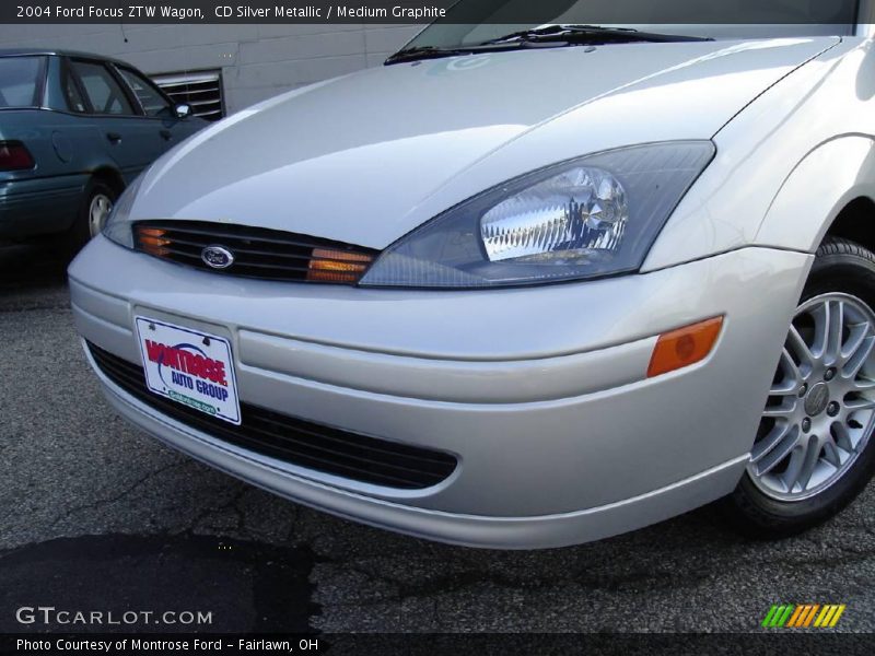 CD Silver Metallic / Medium Graphite 2004 Ford Focus ZTW Wagon