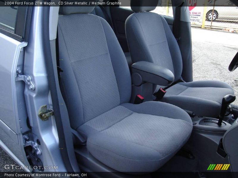 CD Silver Metallic / Medium Graphite 2004 Ford Focus ZTW Wagon