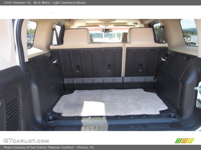 Birch White / Light Cashmere/Ebony 2009 Hummer H3