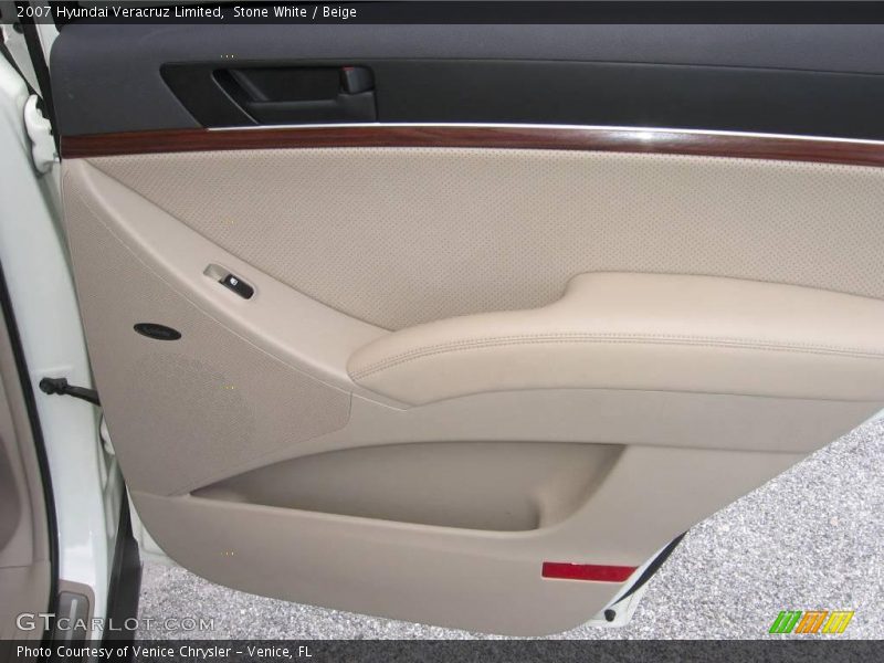 Stone White / Beige 2007 Hyundai Veracruz Limited