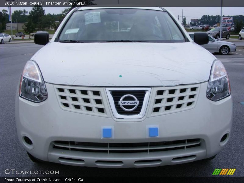 Phantom White / Gray 2010 Nissan Rogue S