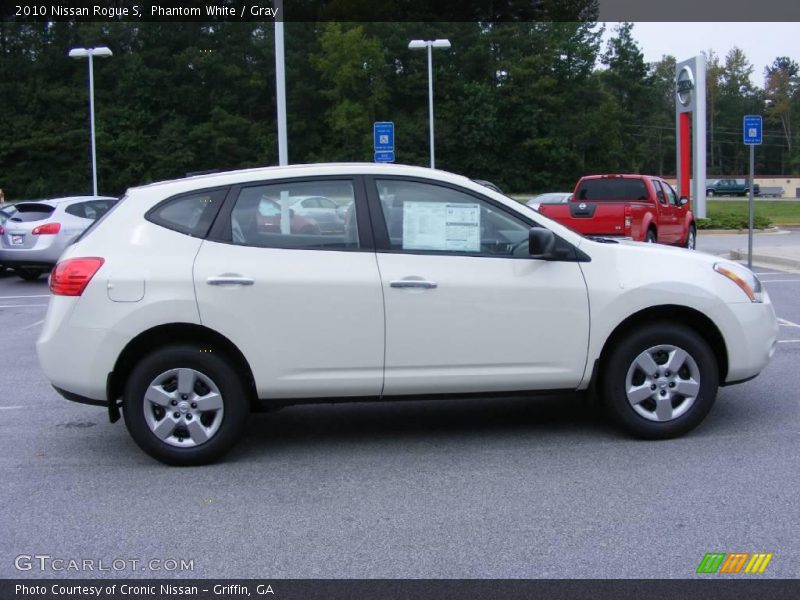 Phantom White / Gray 2010 Nissan Rogue S