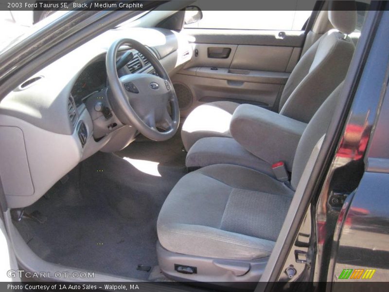 Black / Medium Graphite 2003 Ford Taurus SE