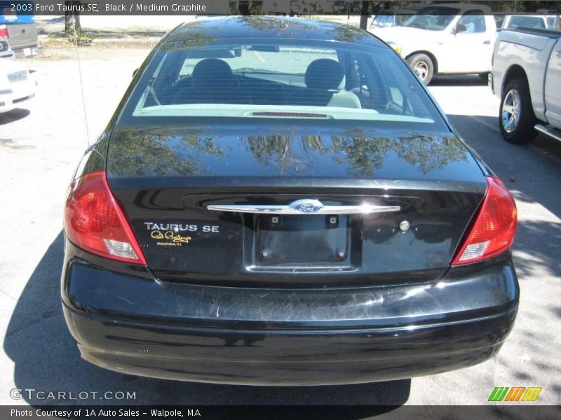 Black / Medium Graphite 2003 Ford Taurus SE