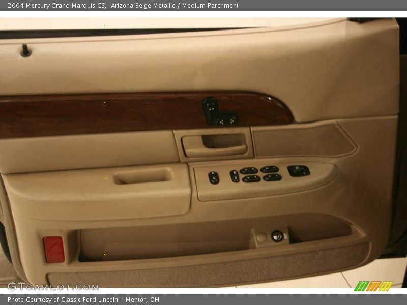 Arizona Beige Metallic / Medium Parchment 2004 Mercury Grand Marquis GS