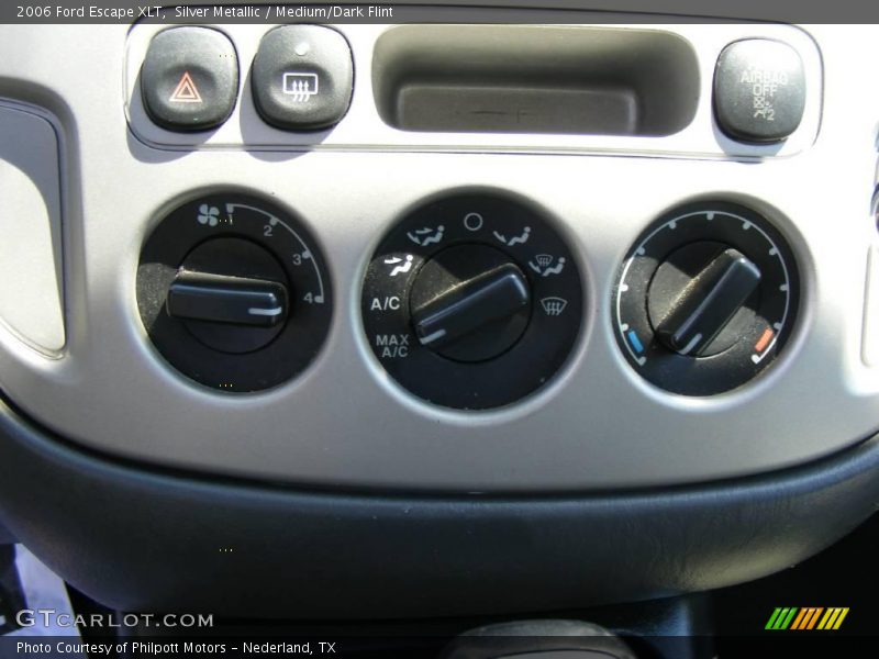 Silver Metallic / Medium/Dark Flint 2006 Ford Escape XLT