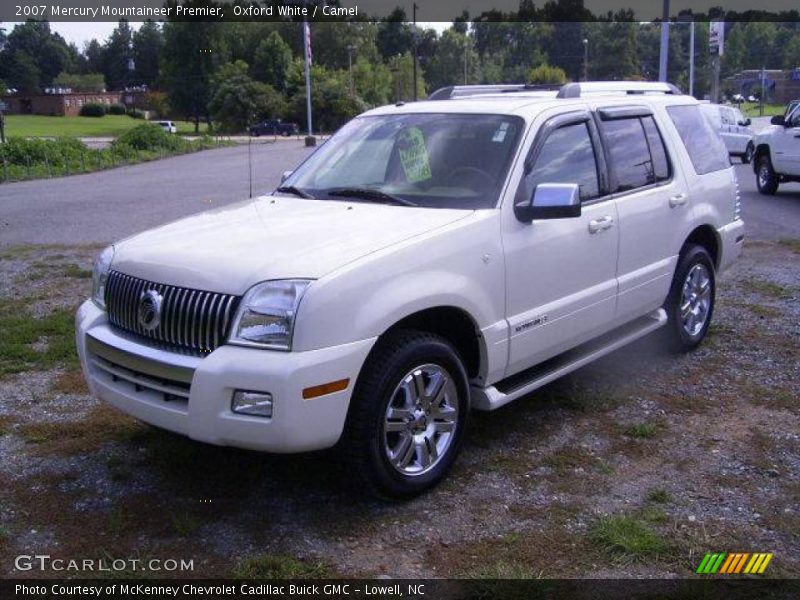 Oxford White / Camel 2007 Mercury Mountaineer Premier