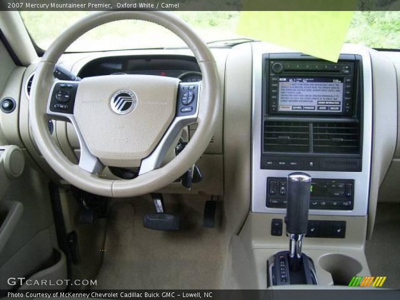 Oxford White / Camel 2007 Mercury Mountaineer Premier