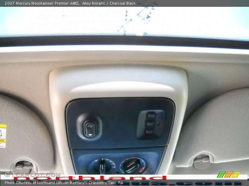 Alloy Metallic / Charcoal Black 2007 Mercury Mountaineer Premier AWD