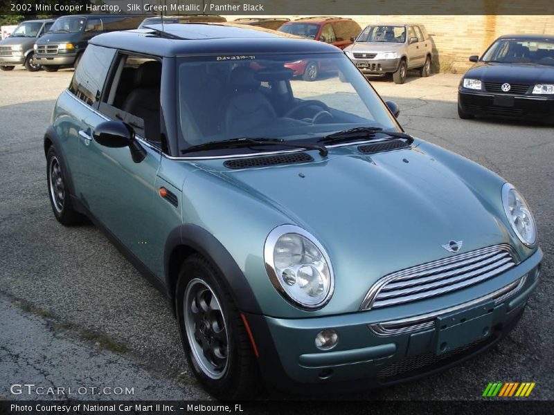 Silk Green Metallic / Panther Black 2002 Mini Cooper Hardtop