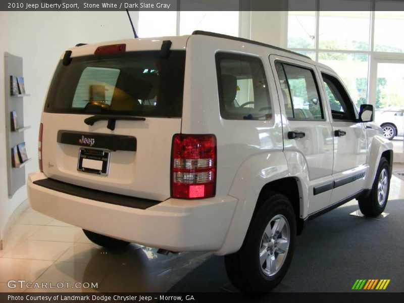 Stone White / Dark Slate Gray 2010 Jeep Liberty Sport
