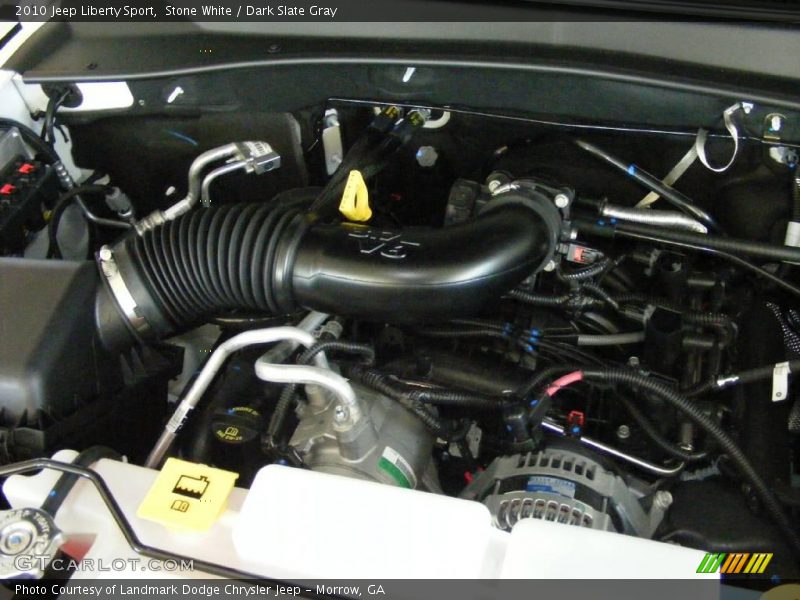 Stone White / Dark Slate Gray 2010 Jeep Liberty Sport