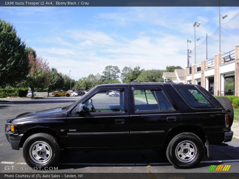 Ebony Black / Gray 1996 Isuzu Trooper LS 4x4