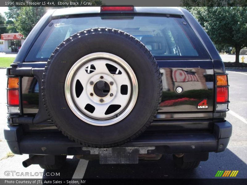 Ebony Black / Gray 1996 Isuzu Trooper LS 4x4