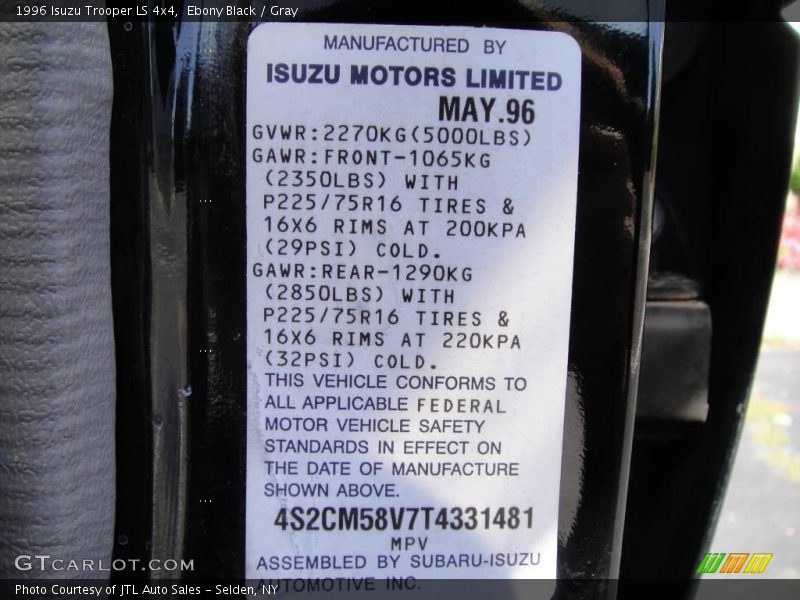 Ebony Black / Gray 1996 Isuzu Trooper LS 4x4