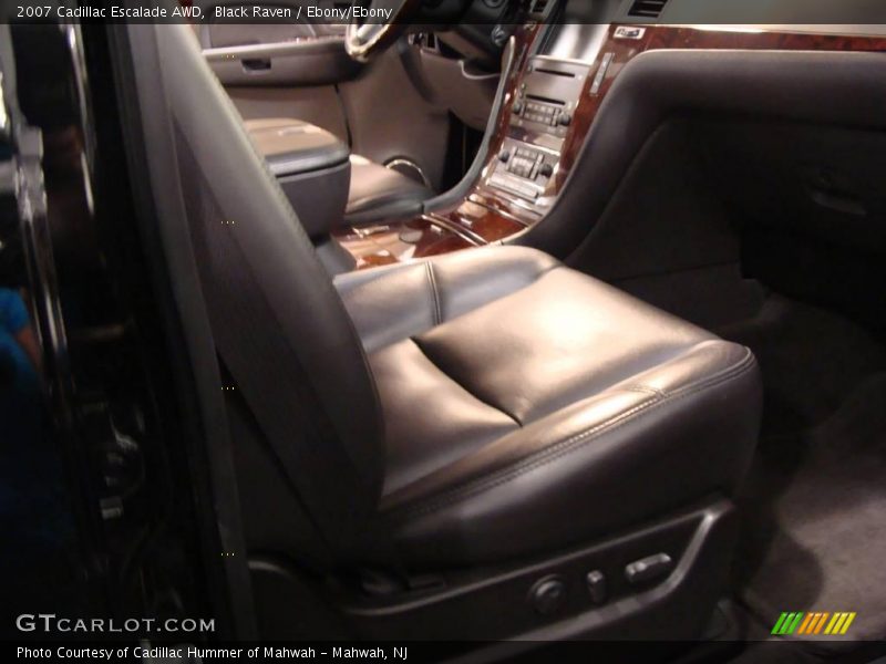 Black Raven / Ebony/Ebony 2007 Cadillac Escalade AWD