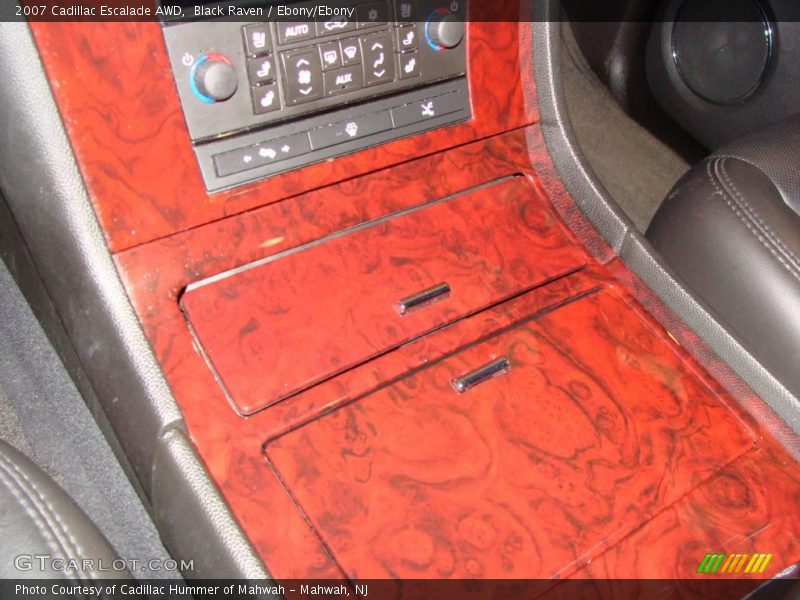 Black Raven / Ebony/Ebony 2007 Cadillac Escalade AWD