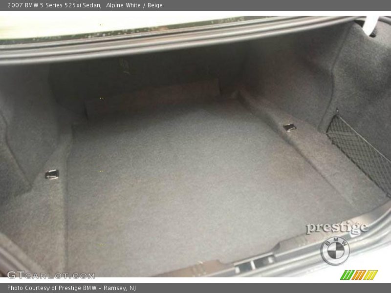 Alpine White / Beige 2007 BMW 5 Series 525xi Sedan