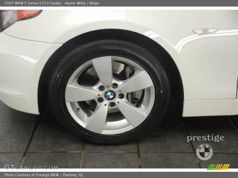 Alpine White / Beige 2007 BMW 5 Series 525xi Sedan