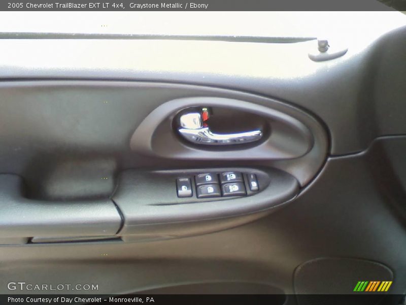 Graystone Metallic / Ebony 2005 Chevrolet TrailBlazer EXT LT 4x4