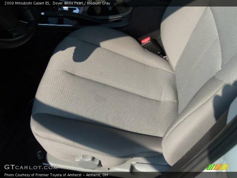 Dover White Pearl / Medium Gray 2009 Mitsubishi Galant ES