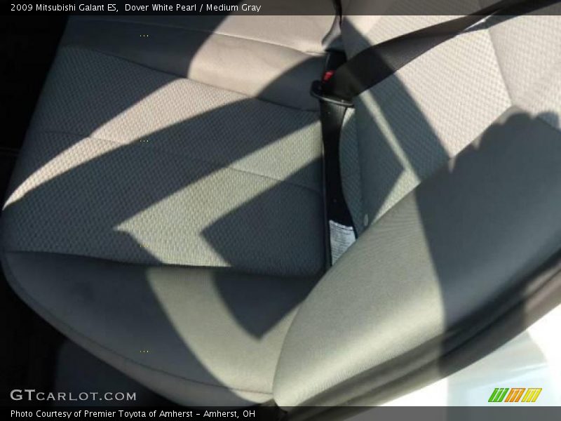 Dover White Pearl / Medium Gray 2009 Mitsubishi Galant ES
