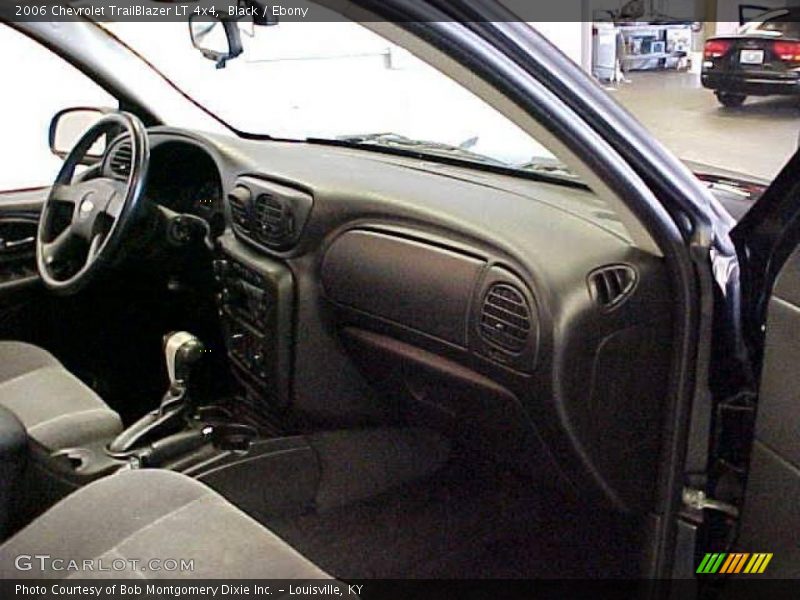 Black / Ebony 2006 Chevrolet TrailBlazer LT 4x4