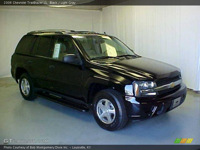 Black / Light Gray 2006 Chevrolet TrailBlazer LS