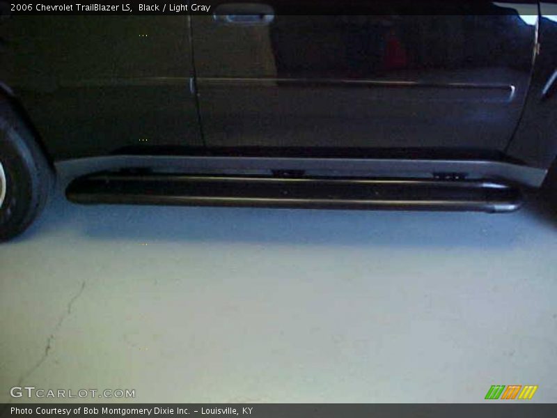 Black / Light Gray 2006 Chevrolet TrailBlazer LS