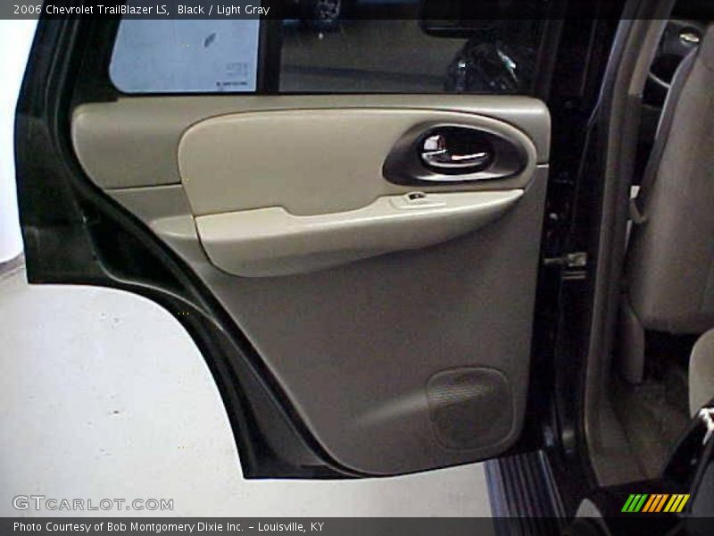 Black / Light Gray 2006 Chevrolet TrailBlazer LS