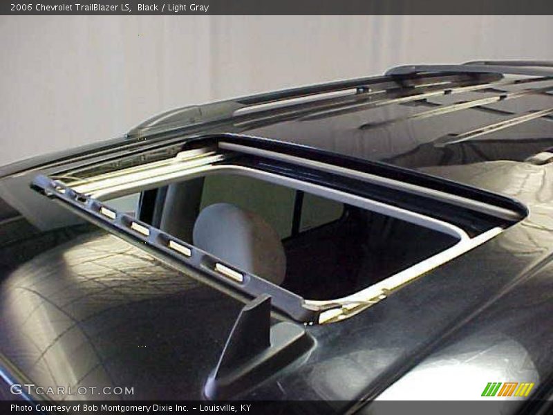 Black / Light Gray 2006 Chevrolet TrailBlazer LS