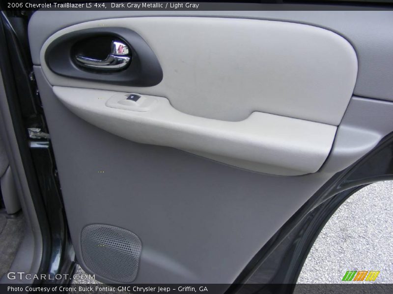Dark Gray Metallic / Light Gray 2006 Chevrolet TrailBlazer LS 4x4