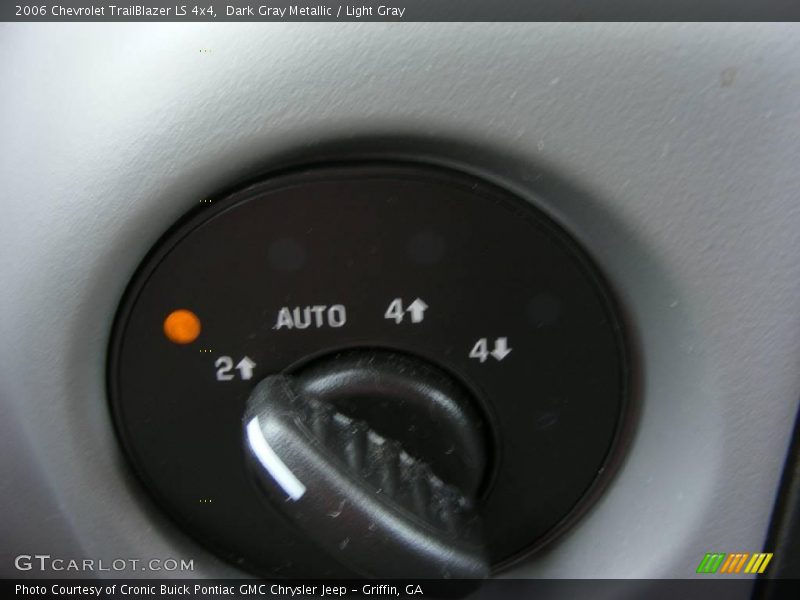 Dark Gray Metallic / Light Gray 2006 Chevrolet TrailBlazer LS 4x4
