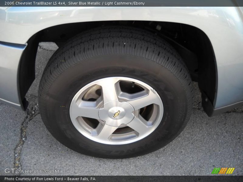 Silver Blue Metallic / Light Cashmere/Ebony 2006 Chevrolet TrailBlazer LS 4x4
