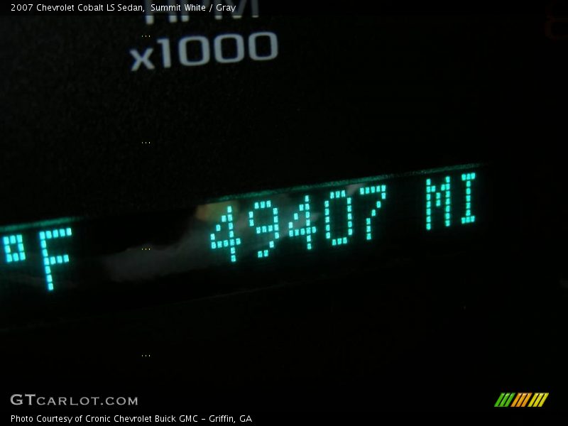 Summit White / Gray 2007 Chevrolet Cobalt LS Sedan