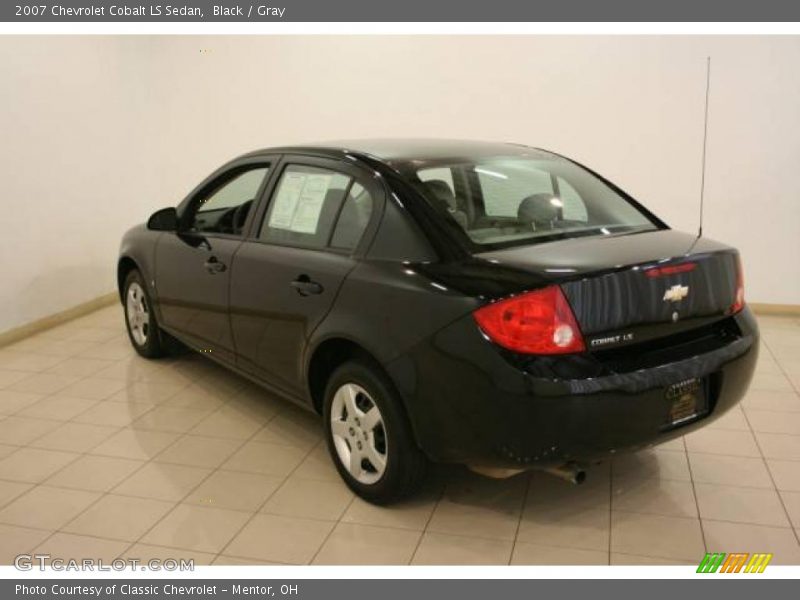 Black / Gray 2007 Chevrolet Cobalt LS Sedan