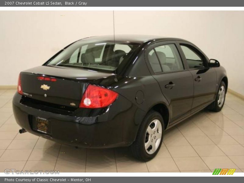 Black / Gray 2007 Chevrolet Cobalt LS Sedan