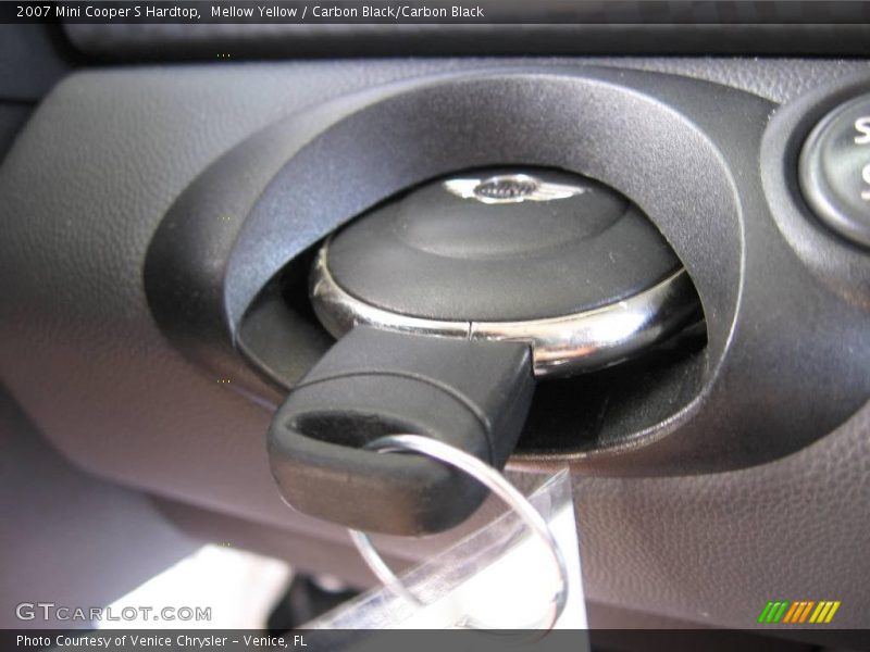 Mellow Yellow / Carbon Black/Carbon Black 2007 Mini Cooper S Hardtop