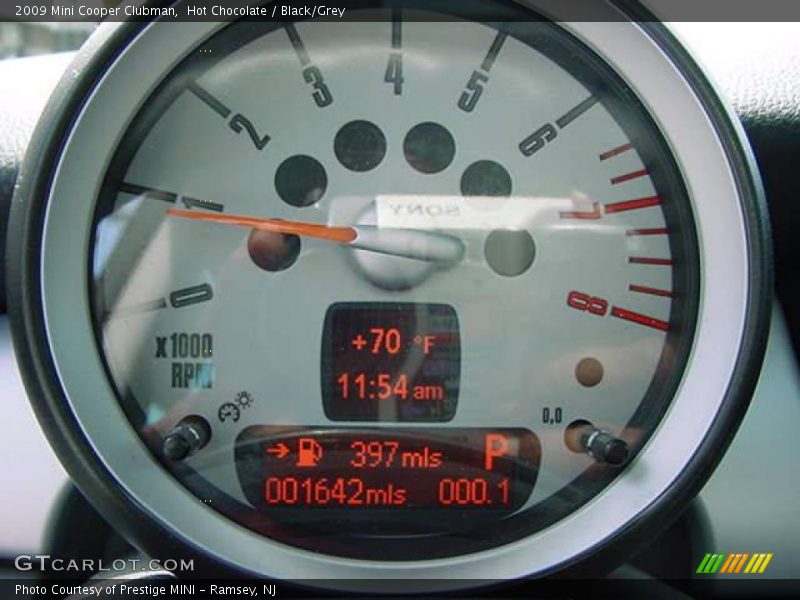 Hot Chocolate / Black/Grey 2009 Mini Cooper Clubman