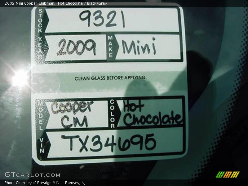 Hot Chocolate / Black/Grey 2009 Mini Cooper Clubman